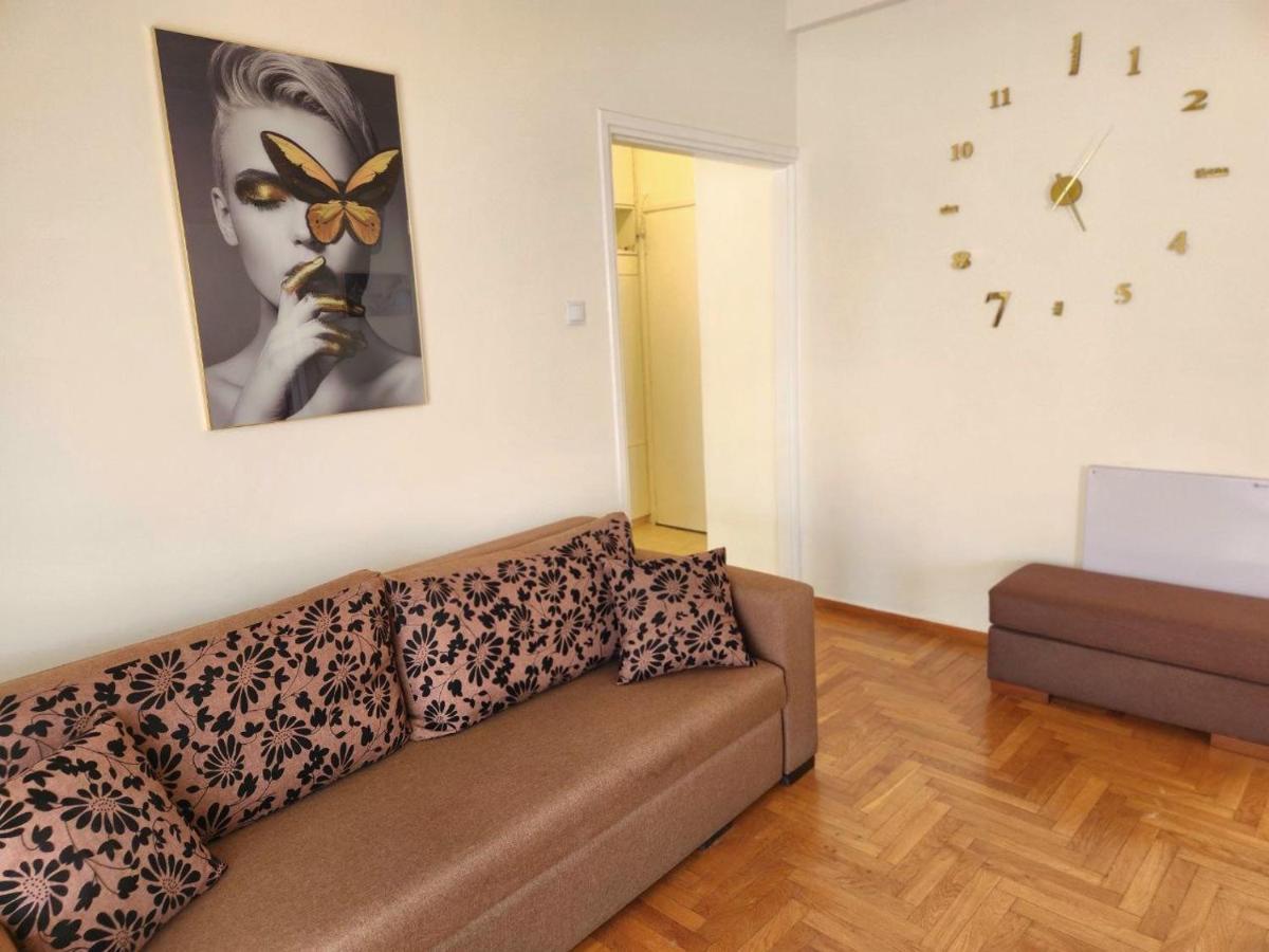 Apartment Aristea's Place Greendom *
