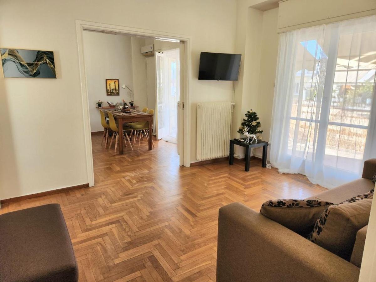Aristea's Place Greendom Apartment *