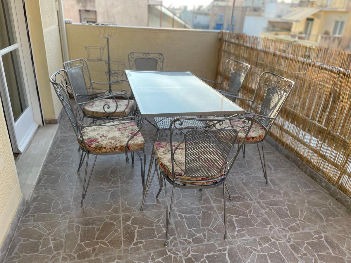 Aristea's Place Greendom Apartment *